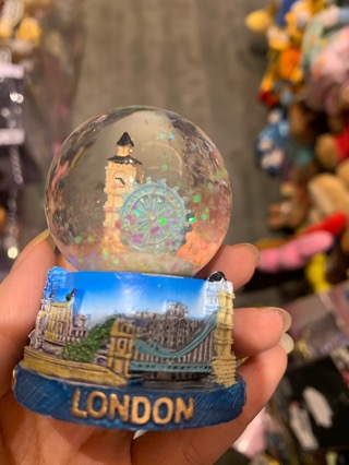 London small Snowglobe waterball
