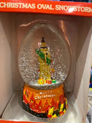 London places Christmas  Snowglobe waterball
