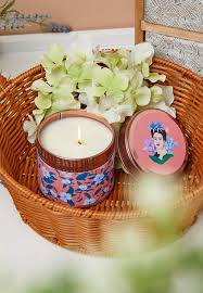 Frida candle