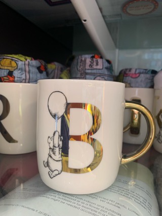 Winnie the Pooh mug letter B