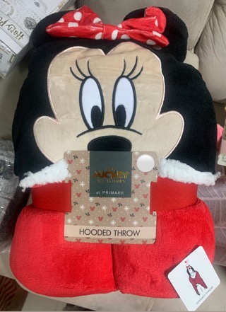 Minnie Mouse hoodie blanket throw