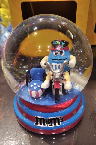 M&ms snowglobe