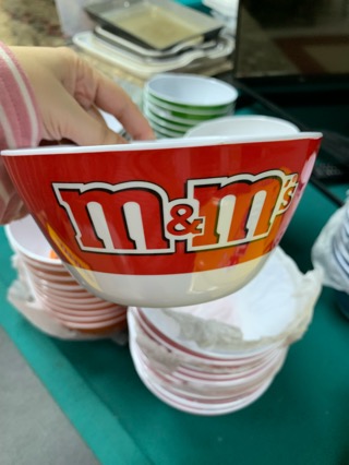 M&ms bowl red