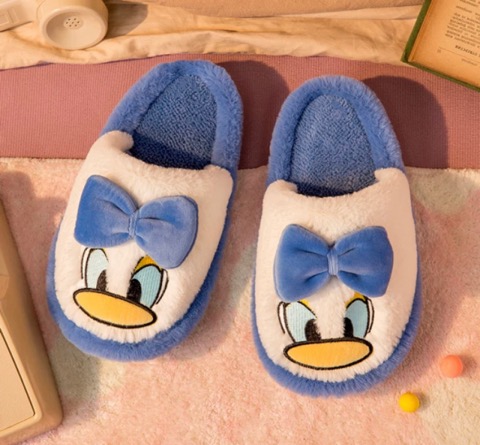 DONALD DUCK SLIPPERS SIZE 37 EU