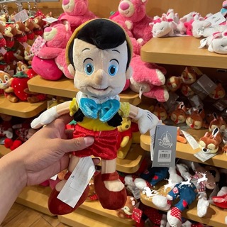 Disney store best sale pinocchio plush