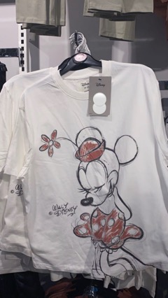 Minnie Mouse tshirt adult size S