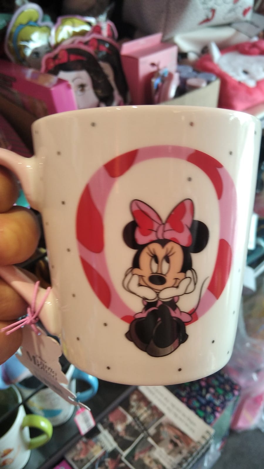 Minnie Mouse mug letter O