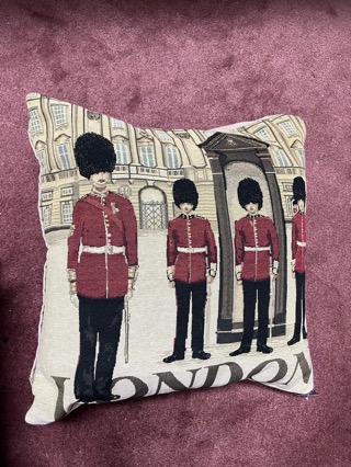 London cushion 