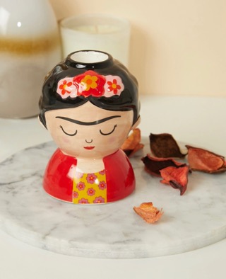 Frida candle holder