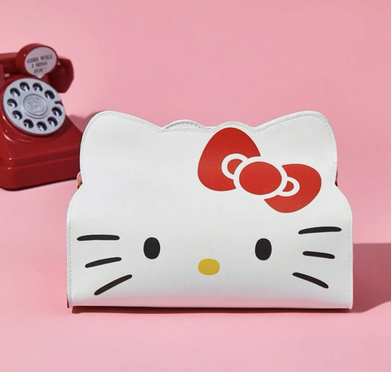 Hello kitty cover tissues