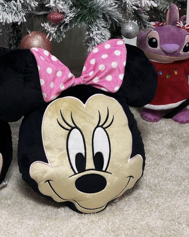 Minnie Mouse cushion