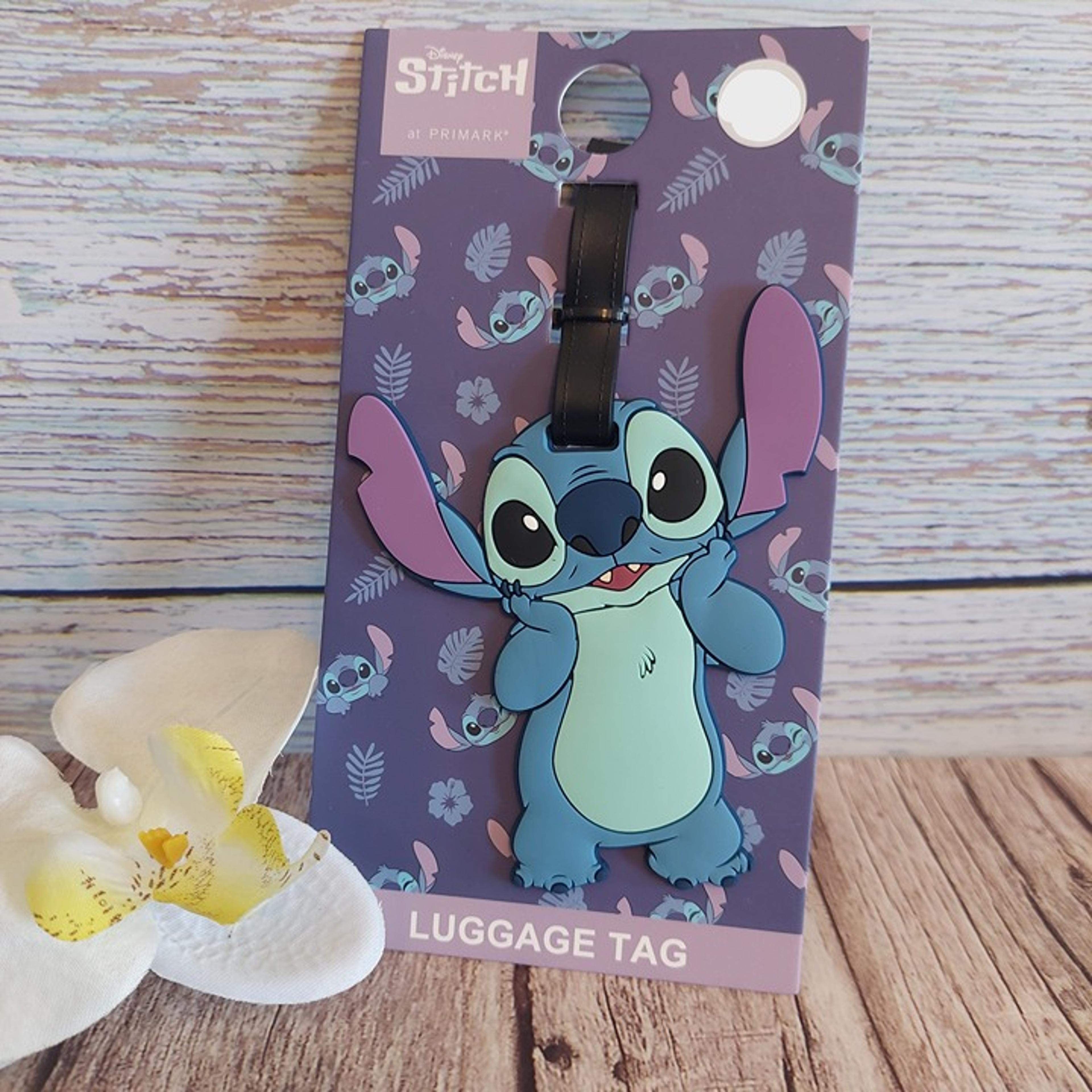 Stitch luggage tag