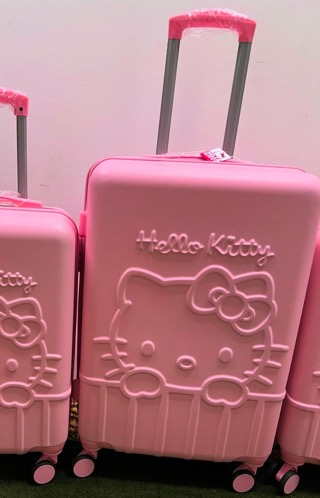 Hello kitty suitcase medium size